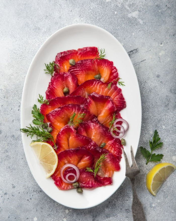 Saumon gravlax à la betterave rouge - 200g (fait maison)